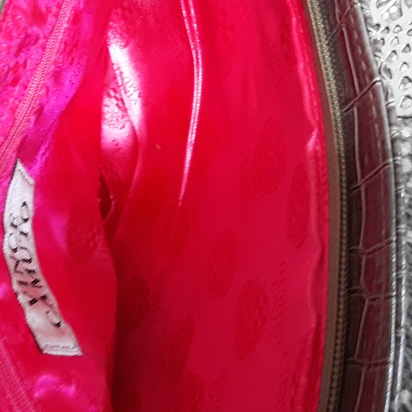 Vince Camuto Large Clutch - Picture 4 of 6